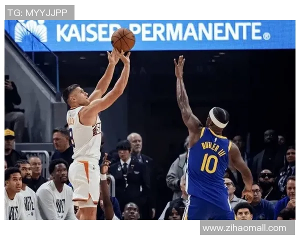 尼克斯与胡人激战正酣NBA赛场精彩对决引发球迷热议